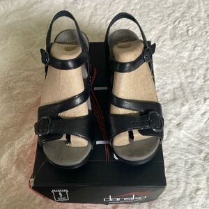 Dansko new black leather sandal